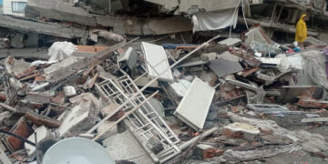Από τον καταστροφικό σεισμό στην Τουρκία (φωτ.: EPA / Deniz Tekin)