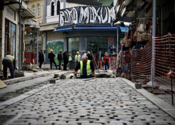 Το έργο προβλέπει ανακατασκευές πεζοδρόμων και οδών ήπιας κυκλοφορίας, έργα φωτισμού και νέες δενδροφυτεύσεις όπως και η αξιοποίηση εφαρμογών έξυπνης πόλης (φωτ.: Δήμος Θεσσαλονίκης)