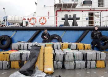 Δέματα με κοκαΐνη σε λιμάνι της Πορτογαλίας, σε παλιότερη επιχείρηση της αστυνομίας (φωτ. αρχείου: EPA/Carlos Santos)