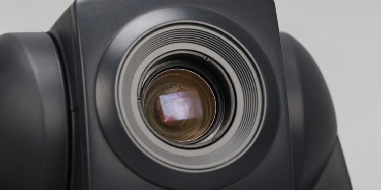 Φακός κάμερας (Πηγή: pixabay.com)
