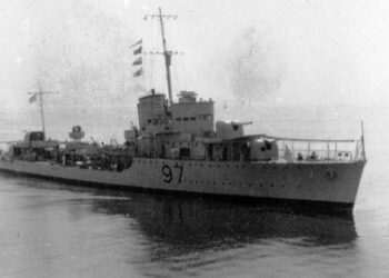 Το ηρωικό αντιτορπιλικό «Ύδρα» καθελκύστηκε στις 21 Οκτωβρίου 1932 στα ναυπηγεία Cantieri Odero, στο Sestri Ponente της Ιταλίας