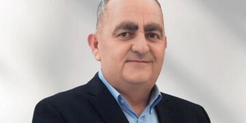 Ο υποψήφιος δήμαρχος Χειμάρρας Φρέντι Μπέλερης (πηγή: himara.gr)