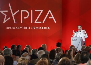 Στιγμιότυπο από την ομιλία του Αλέξη Τσίπρα στην Κεντρική Επιτροπή του ΣΥΡΙΖΑ (φωτ.: EUROKINISSI/Γιώργος Κονταρίνης)
