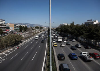 Στιγμιότυπο από την Εθνική Οδό Αθηνών-Λαμίας(φωτ. αρχείου: EUROKINISSI / Βασίλης Ρεμπάπης)