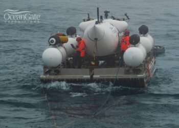 Στιγμιότυπο από δοκιμαστικές καταδύσεις του μικρού υποβρυχίου, πριν από το μοιραίο ταξίδι (φωτ.: facebook/OceanGateExped)