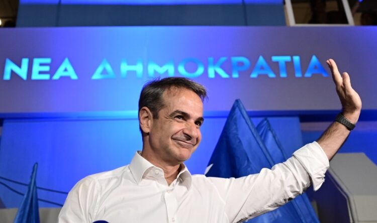 Ο Κυριάκος Μητσοτάκης στη διάρκεια της νικητήριας ομιλίας του στα γραφεία της Νέας Δημοκρατίας (φωτ.: EUROKINISSI/Μιχάλης Καραγιάννης)