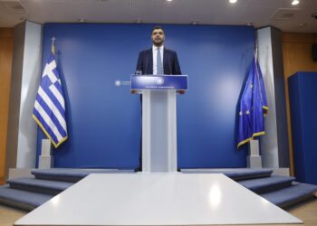 Ο Παύλος Μαρινάκης κατά την ανακοίνωση του νέου υπουργικού συμβουλίου (φωτ.: EUROKINISSI/Γιώργος Κονταρίνης