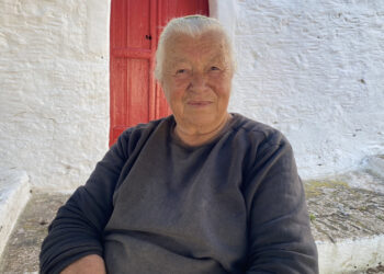 Η 73χρονη Σταματία Αναστάση από τη Χάλκη (φωτ.: ΑΠΕ-ΜΠΕ)