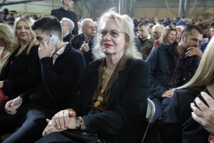Η Λίζα Έβερτ σε παρουσίαση υποψηφίων Δημοτικών και Κοινοτικών Συμβούλων από τον υποψήφιο Δήμαρχο Αθηναίων Κώστα Μπακογιάννη (φωτ. αρχείου: ΑΠΕ-ΜΠΕ/Συμέλα Παντζαρτζή)