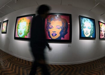 Έκθεση με τα πορτρέτα της Μέριλιν Μονρόε που δημιούργησε ο Άντι Γουόρχολ το 1967, πέντε χρόνια μετά το θάνατό της (φωτ.: EPA / Fernando Villar)
