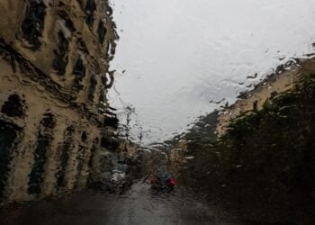 Καταιγίδα στην Κέρκυρα τον περασμένο Απρίλιο (φωτ.: EUROKINISSI/Γιώργος Κονταρίνης)