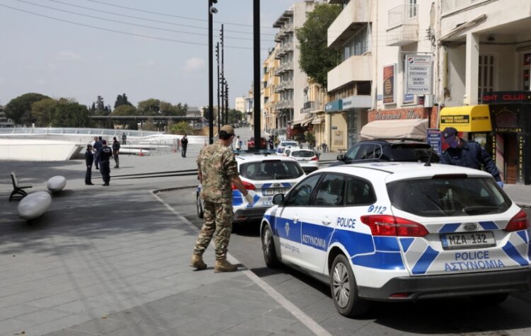 Περιπολικά της κυπριακής αστυνομίας (φωτ.: ΕΡΑ/Κάτια Χριστοδούλου)