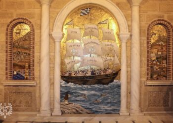 Το μνημείο προσφυγικού ελληνισμού στον καθεδρικό ναό του Τιμίου Προδρόμου στη Νεάπολη (πηγή φωτ.: Ιερά Μητρόπολη Νεαπόλεως και Σταυρουπόλεως)