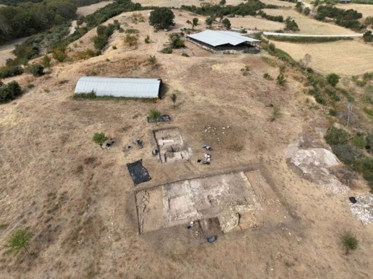 Φωτογραφία που δόθηκε στη δημοσιότητα σήμερα, εικονίζει ανασκαφές στην αρχαία πόλη της Κάτω Κοιλάδας του Στρυμόνα στη θέση Παλιόκαστρο Τερπνής, Σέρρες (φωτ.: ΑΠΕ-ΜΠΕ/ Νίκος Αρβανιτίδης)