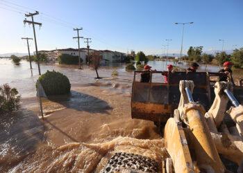 Η πλημμυρισμένη συνοικία Γιαννούλη στη Λάρισα (φωτ.: EUROKINISSI / Γιώργος Κονταρίνης)