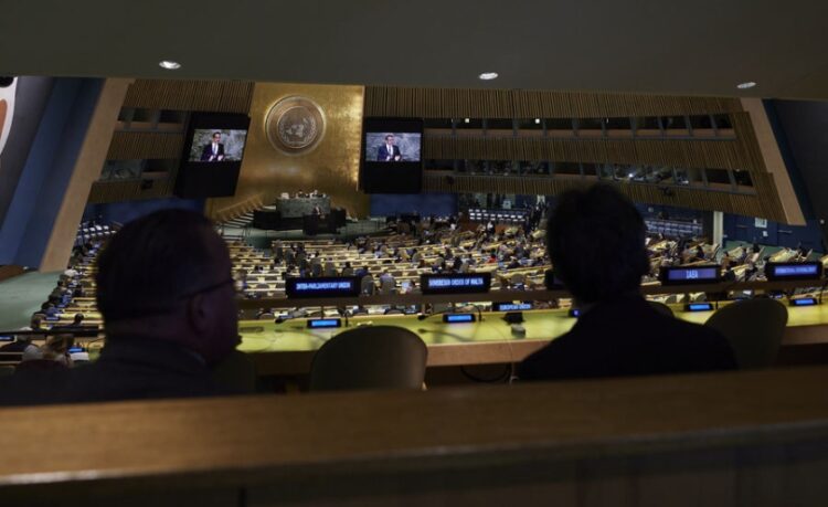 Στιγμιότυπο από την περυσινή ομιλία του Κυριάκου Μητσοτάκη στη γενική συνέλευση του ΟΗΕ (φωτ.: ΑΠΕ-ΜΠΕ/Γραφείο Τύπου Πρωθυπουργού/Δημήτρης Παπαμήτσος)