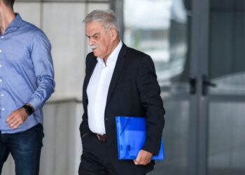Ο πρώην υπουργός Πολιτικής Προστασίας Νίκος Τόσκας ενώ προσέρχεται στο δικαστήριο (φωτ.: EUROKINISSI/Γιάννης Παναγόπουλος)