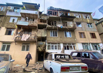 Από τους βομβαρδισμούς στην πρωτεύουσα του Ναγκόρνο Καραμπάχ, Στεπανακέρτ (πηγή: X / 
Siranush Sargsyan)