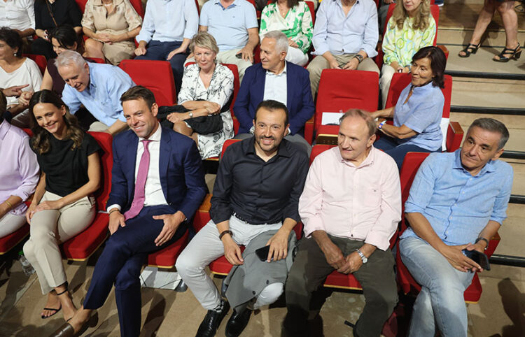 Οι διεκδικητές της ηγεσίας του ΣΥΡΙΖΑ-ΠΣ στο διαρκές συνέδριο του κόμματος (φωτ.: EUROKINISSI / Γιώργος Κονταρίνης)