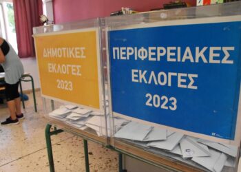 Λίγο πάνω από το 31% αναμένεται να κινηθεί το ποσοστό συμμετοχής στο δεύτερο γύρο των αυτοδιοικητικών εκλογών (φωτ.: EUROKINISSI/Βασίλης Παπαδόπουλος)