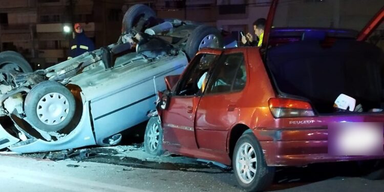 Τα δύο οχήματα που ενεπλάκησαν στο τροχαίο στην Περαία που είχε σαν αποτέλεσμα το θάνατο ενός 24χρονου και το σοβαρό τραυματισμό δυο δίδυμων αδελφών (Πηγή φωτ.: facebook.com/groups/thermaikoudromena/Μπάμπης Ζαμπίδης)