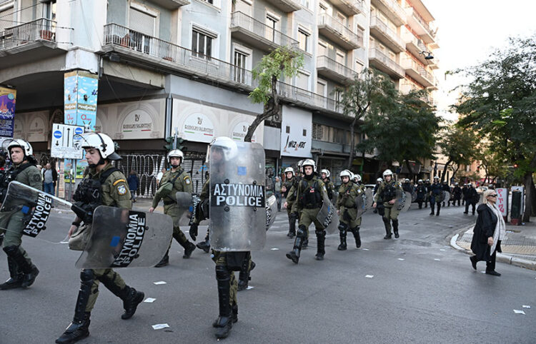 Μέτρα από την Ελληνική Αστυνομία για την 50ή επέτειο από την εξέγερση του Πολυτεχνείου
(φωτ.: EUROKINISSI / Τατιάνα Μπόλαρη)