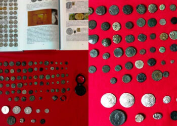 Νομίσματα διαφόρων περιόδων βρέθηκαν στο σπίτι του 63χρονου που διώκεται για αρχαιοκαπηλία (φωτ.: Γενική Αστυνομική Διεύθυνση Θεσσαλονίκης)