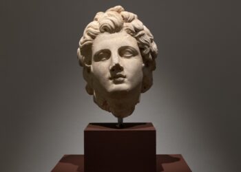 Προτομή του Μεγάλου Αλεξάνδρου (φωτ.: Μουσείο Κυκλαδικής Τέχνης/Πάρις Ταβιτιάν)