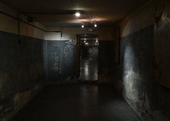 Τα υπόγεια στο Νο4 της Κοραή, εκεί όπου βασανίστηκαν Έλληνες αντιστασιακοί (φωτ.: EUROKINISSI / Τατιάνα Μπόλαρη)