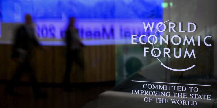 Παγκόσμιο Οικονομικό Φόρουμ στο Νταβός (φωτ.: EPA/Gian Ehrenzeller)