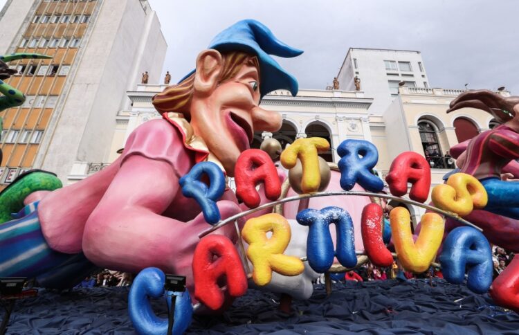 Μοναδικές στιγμές διασκέδασης υπόσχεται και φέτος το Πατρινό Καρναβάλι (φωτ.: EUROKINISSI/Μαρίλια Βασιλακοπούλου)