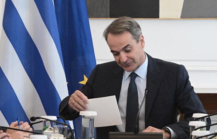 Ο Κυριάκος Μητσοτάκης σε συνεδρίαση του υπουργικού συμβουλίου στο Μέγαρο Μαξίμου (φωτ.: EUROKINISSI / Τατιάνα Μπόλαρη)