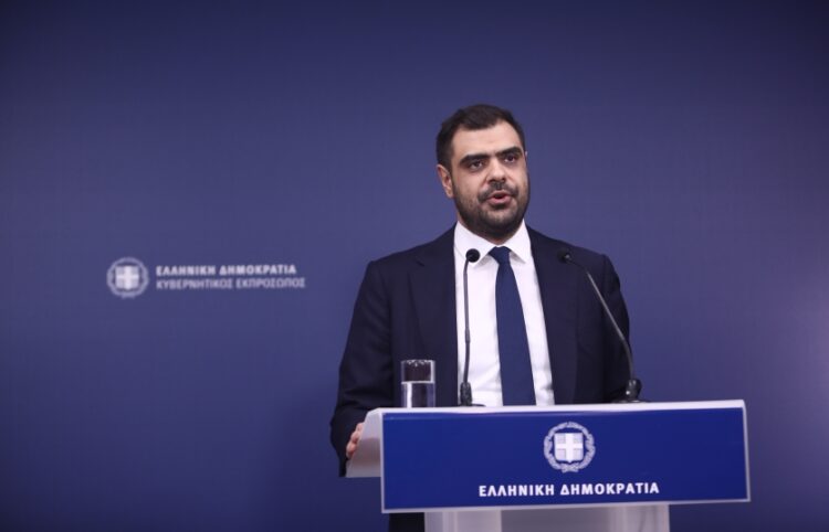 Ο κυβερνητικός εκπρόσωπος Παύλος Μαρινάκης ανακοινώνει τις αλλαγές στη σύνθεση της κυβέρνησης (φωτ.: EUROKINISSI/Κώστας Τζούμας)