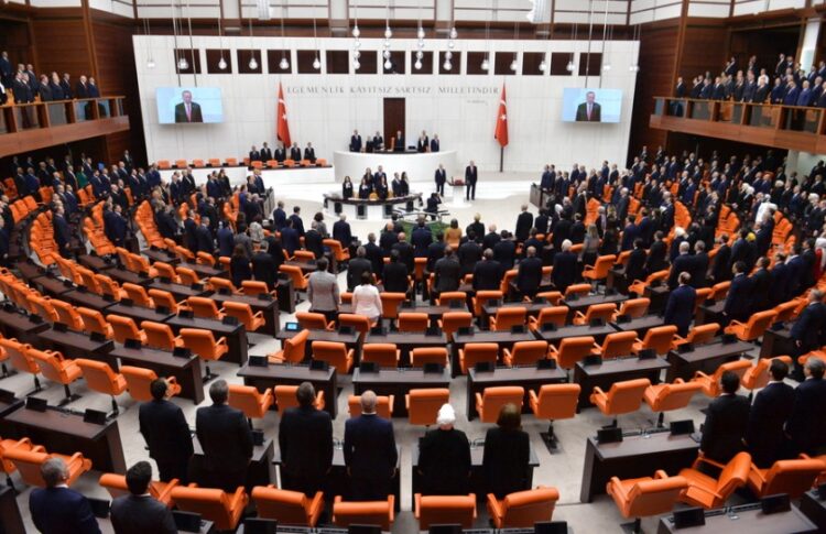 Συνεδρίαση της τουρκικής Εθνοσυνέλευσης (φωτ.: EPA/Necati Savas)