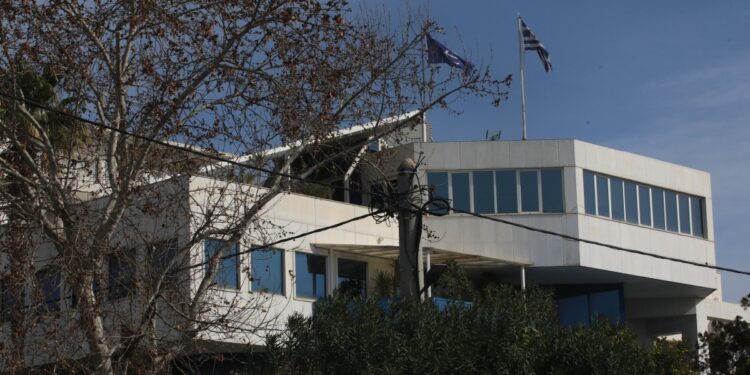 Τα γραφεία της ναυτιλιακής εταιρείας στη Γλυφάδα όπου έγινε το τριπλό φονικό τη Δευτέρα 12 Φεβρουαρίου (φωτ.: Eurokinissi/Γιάννης Παναγόπουλος)