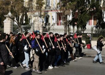 Στιγμιότυπο από πορεία στη Θεσσαλονίκη (φωτ.: ΜΟΤΙΟΝΤΕΑΜ/Κωνσταντίνος Τσακιτζής)