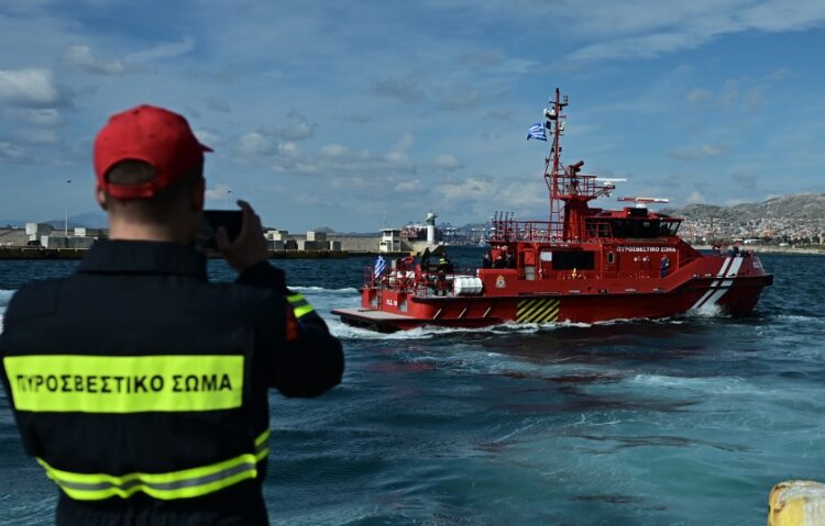 Ένα από τα δύο νέα σκάφη της Πυροσβεστικής εν πλω (φωτ.: EUROKINISSI/Μιχάλης Καραγιάννης)