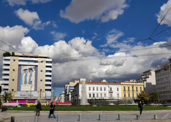Σύννεφα πάνω από την Πλατεία Ομονοίας  (φωτ.: EUROKINISSI / Γιάννης Παναγόπουλος)