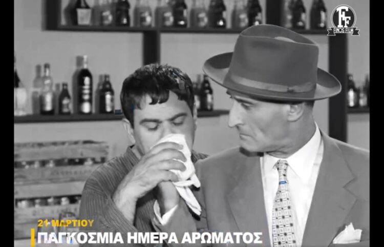 Ο Γιάννης Γκιωνάκης και ο Σταύρος Σταυρίδης σε μια χαρακτηριστική σκηνή από την ταινία «Τα κίτρινα γάντια» (φωτ.: Χ/Finos Film)