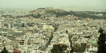 Η Αθήνα κάτω από πέπλο αφρικανικής σκόνης 
(φωτ. αρχείου: EUROKINISSI / Κώστας Τζούμας)