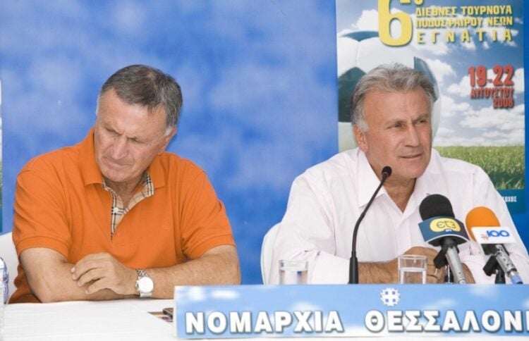 Από αριστερά, ο Διονύσης και ο Παναγιώτης Ψωμιάδης σε παλιότερη συνέντευξη Τύπου της Νομαρχίας Θεσσαλονίκης (φωτ.: ΑΠΕ-ΜΠΕ/MegaPress/Δημήτρης Μπαλάσκας)