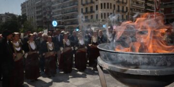 Στιγμιότυπο από τις εκδηλώσεις για τη 19η Μαΐου το 2023, στην πλατεία Αγίας Σοφίας στη Θεσσαλονίκη (φωτ.: EUROKINISSI /Ραφαήλ Γεωργιάδης)