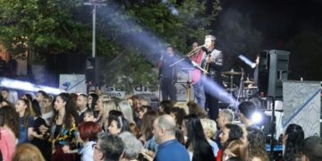 Ο Ματθαίος Τσαχουρίδης στην περυσινή συναυλία στο Θρυλόριο Ροδόπης (Φωτ.: facebook/Σύλλογος Ποντίων Γυναικών Θρυλορίου)
