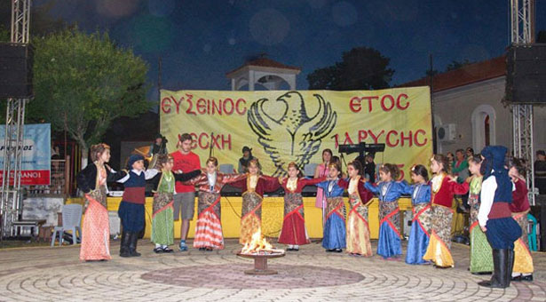 Η αναβίωση του Ποντιακού εθίμου Κλήδονα στην Βέροια με εντυπωσιακή προσέλευση κόσμου