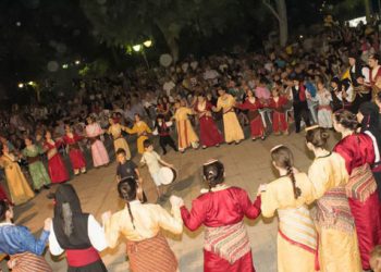 Άφησε τις καλύτερες εντυπώσεις το ποντιακό πανηγύρι του Φάρου. Φωτογραφίες