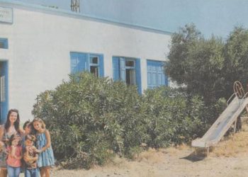Δείτε πού έγινε αγιασμός με τέσσερις μόνο μαθητές!