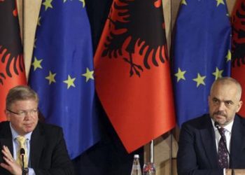 Κομισιόν: Η Αλβανία υποψήφια για ένταξη στην Ευρωπαϊκή Ένωση