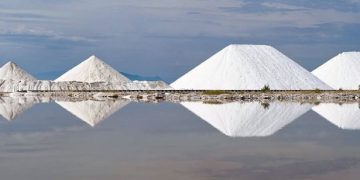 Πωλητήριο και στο... αλάτι βάζει η κυβέρνηση - Στο σφυρί το 55% των Ελληνικών Αλυκών