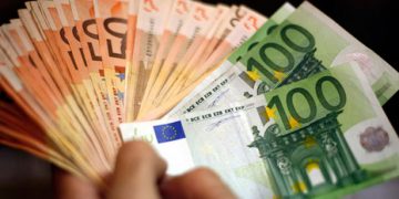 Έκαναν αναλήψεις από… λογαριασμό πεθαμένου!
