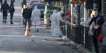 Γάζωσαν με 60 σφαίρες την οικία του γερμανού πρεσβευτή στο Χαλάνδρι